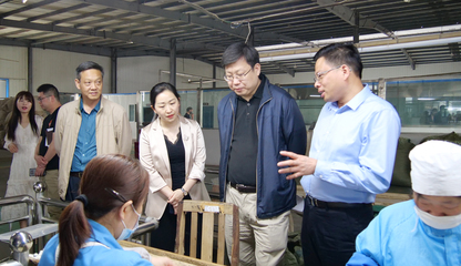 新华社湖北分社领导到我县调研采访